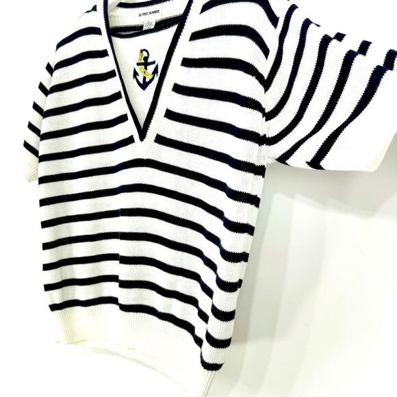 Alfred Dunner White Blue Stripe Anchor Embroidered Neck Retro Fisherman Sweater - Picture 6 of 14